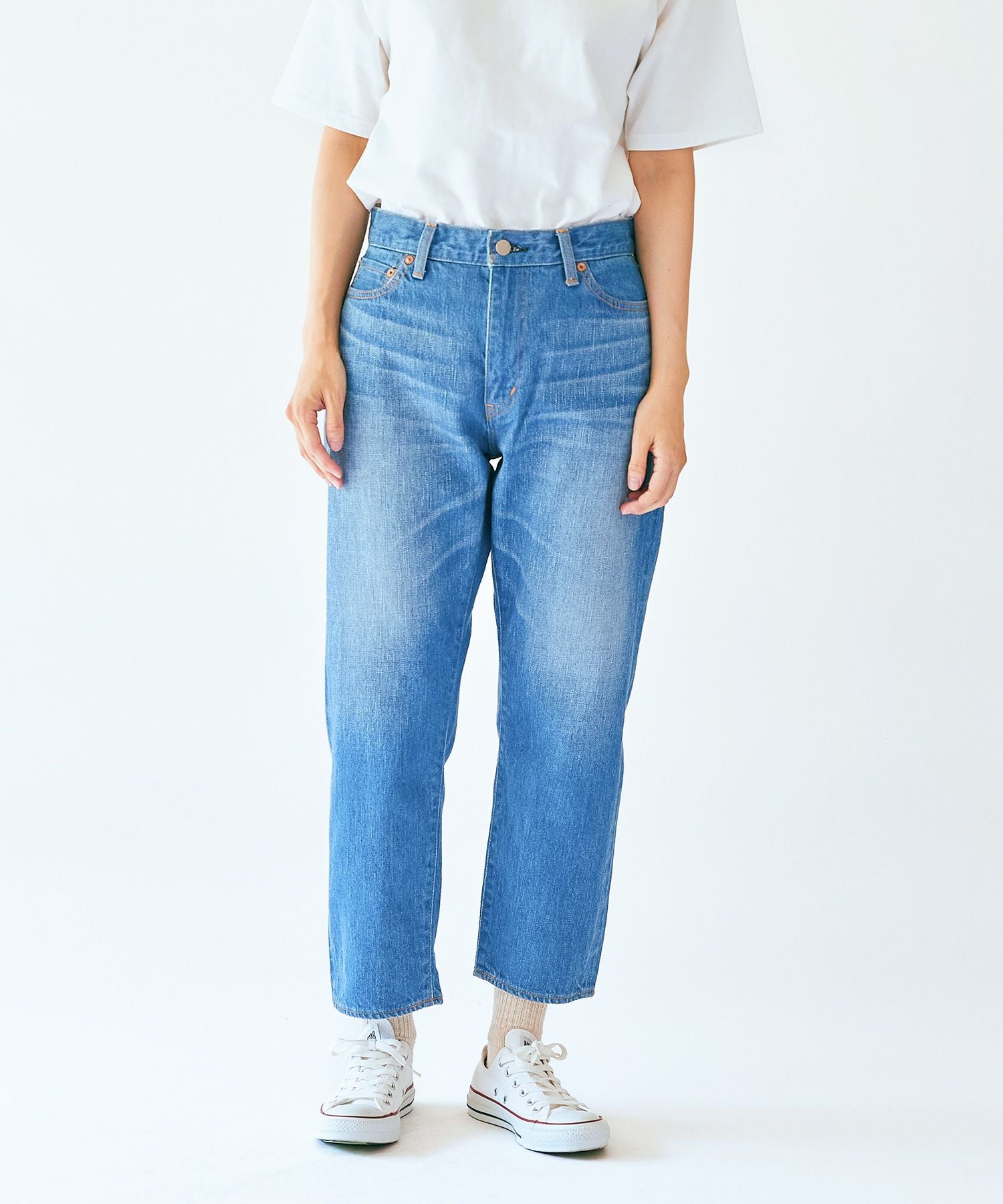 000000002930-01.jpg?size=m&w=