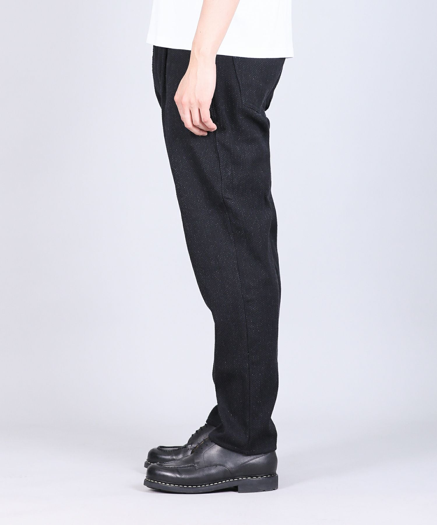0709-13 blさん JAPAN BLUE JEANS】Sashiko Black 5P Wide Tapered 11oz ブラック刺子