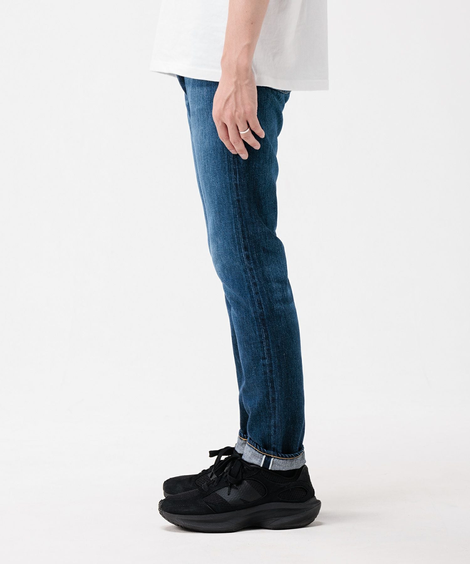 JAPAN BLUE JEANS】J371(D01) 11oz Blue Selvedge スリムモデル 11oz