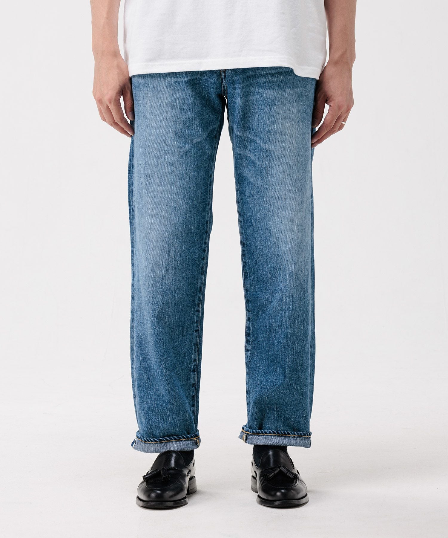 JAPAN BLUE JEANS】 J471(M01)11oz Blue Selvedgeストレートモデル